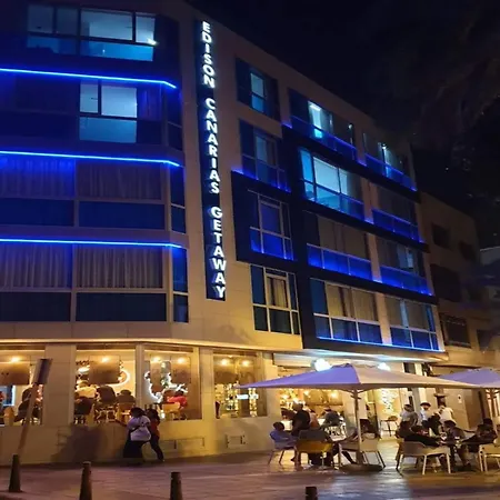 In Palmas Near Canteras