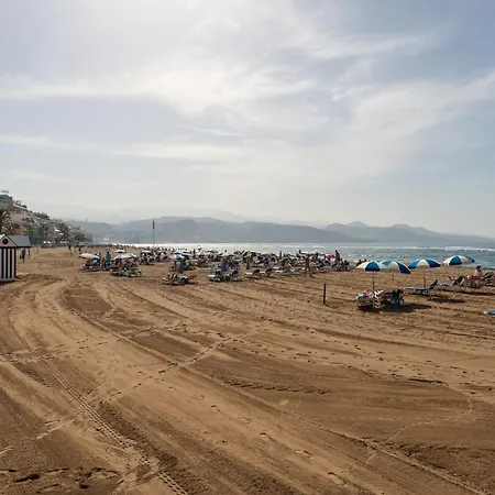 In Palmas Near Canteras *